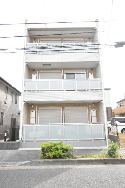 ��ʌ�����s����T���ڂ̃}���V�����̌����O��