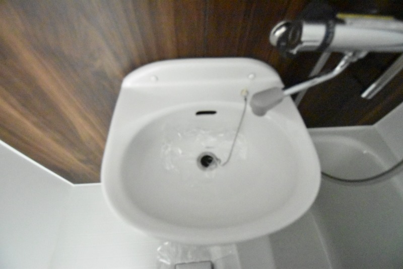 ��ʌ�����s�厚���̃A�p�[�g�̐��ʏ�