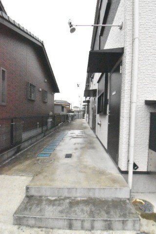 ��ʌ�����s�厚���̃A�p�[�g�̃G���g�����X