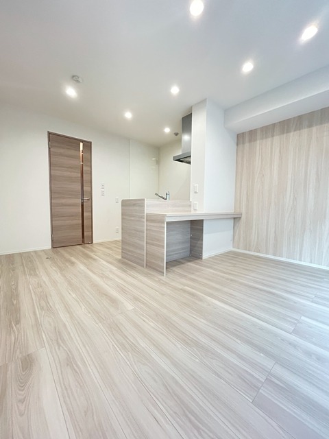 ��ʌ��������܎s�k��{�����S���ڂ̃A�p�[�g�̋��ԁE���r���O