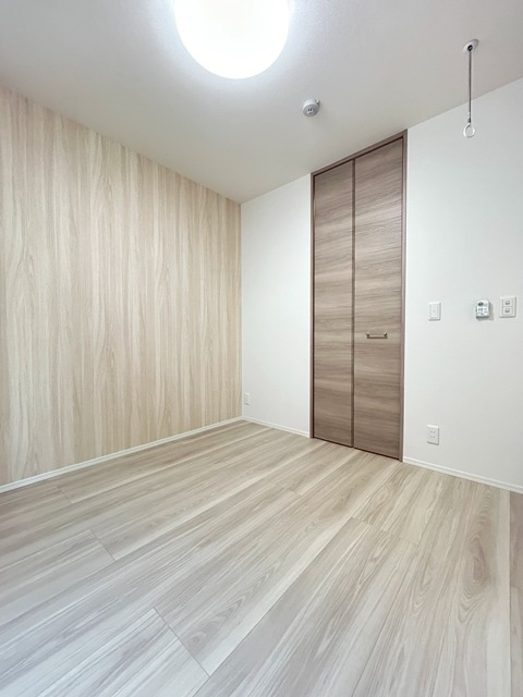 ��ʌ��������܎s�k��{�����S���ڂ̃A�p�[�g�̂��̑������E�X�y�[�X