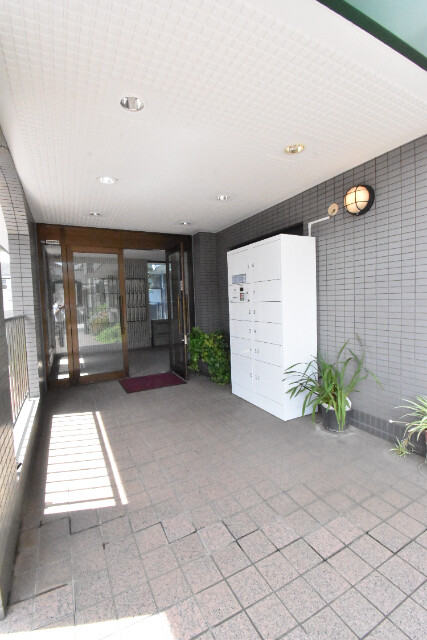 ��ʌ��������܎s��{��x�̓����P���ڂ̃}���V�����̃G���g�����X