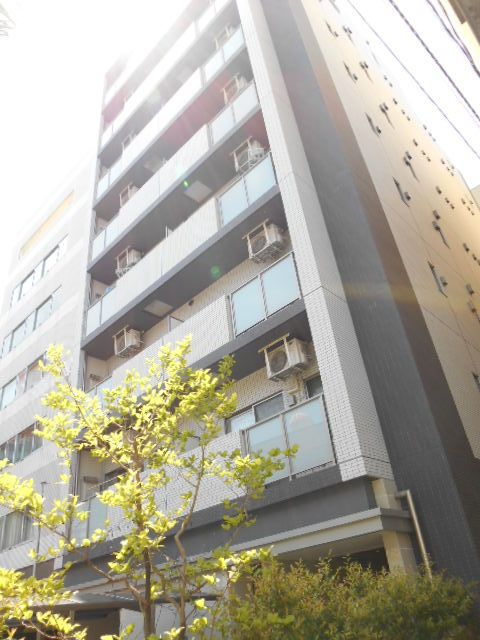 埼玉県さいたま市大宮区宮町２丁目26のマンションの建物外観
