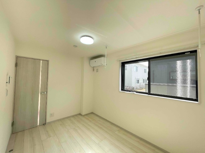 ��ʌ��������܎s���撆���R���ڂ̃A�p�[�g�̋��ԁE���r���O