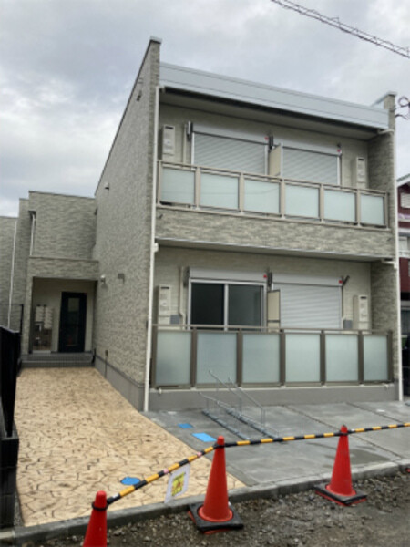 ��ʌ�����s�J�ÂP���ڂ̃A�p�[�g�̌����O��