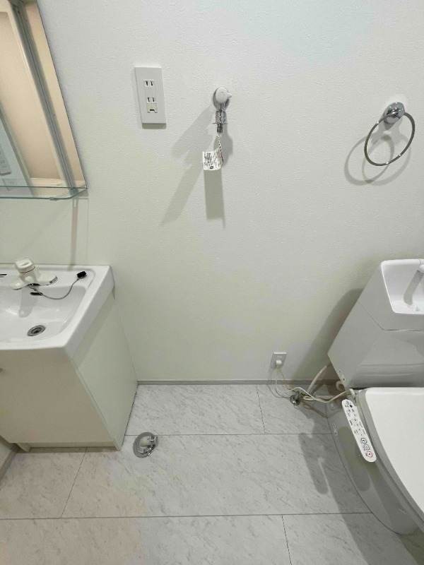 ��ʌ��������܎s���撆���R���ڂ̃A�p�[�g�̂��̑�