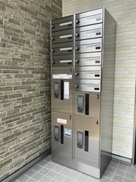 ��ʌ�����s�J�ÂP���ڂ̃A�p�[�g�̂��̑�