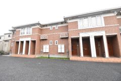 ��ʌ�����s�厚���s��2771-3�̃A�p�[�g�̌����O��