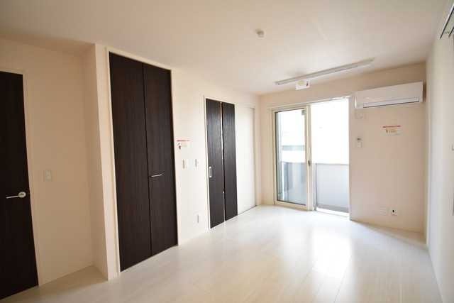 ��ʌ��������܎s�����擌��{�S���ڂ̃A�p�[�g�̋��ԁE���r���O