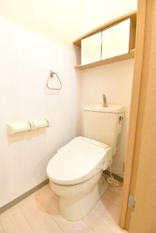 ��ʌ�����s������S���ڂ̃}���V�����̃g�C��