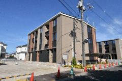 ��ʌ��k�����S�ɓޒ��厚�����̃A�p�[�g�̌����O��