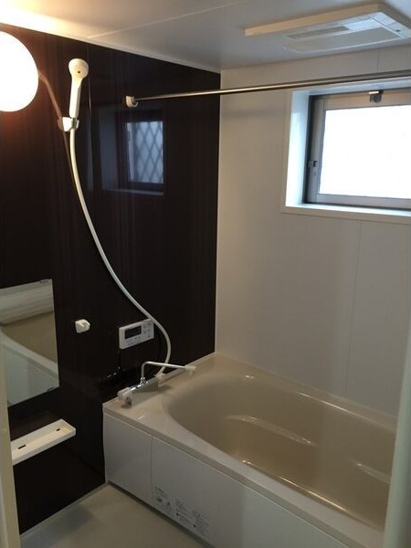 ��ʌ��z�J�s�����T���ڂ̃e���X�n�E�X�̃o�X