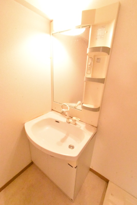 ��ʌ�����s�����P���ڂ̃}���V�����̐��ʏ�