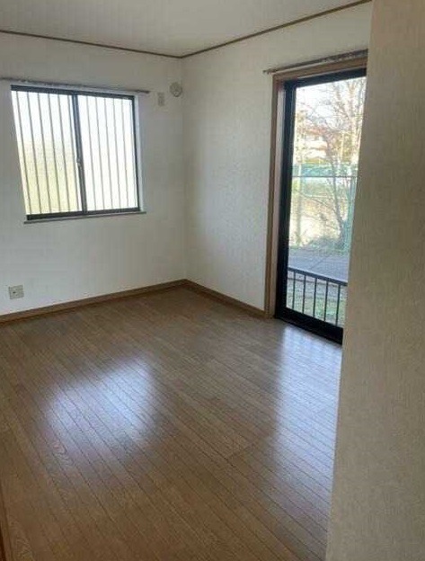 ��ʌ��������܎s��΋�{�ۂR���ڂ̃A�p�[�g�̋��ԁE���r���O