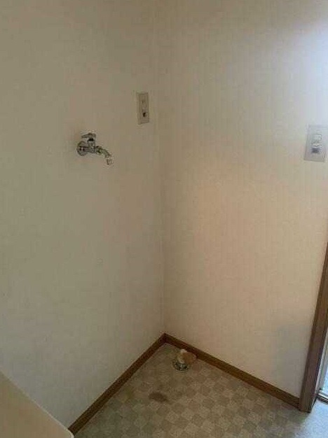 ��ʌ��������܎s��΋�{�ۂR���ڂ̃A�p�[�g�̂��̑��ݔ�