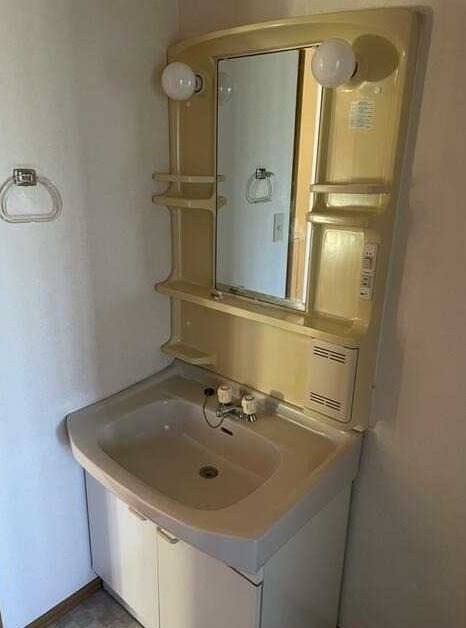 ��ʌ��������܎s��΋�{�ۂR���ڂ̃A�p�[�g�̐��ʏ�