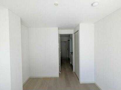 ��ʌ��������܎s����{�O���̃}���V�����̋��ԁE���r���O