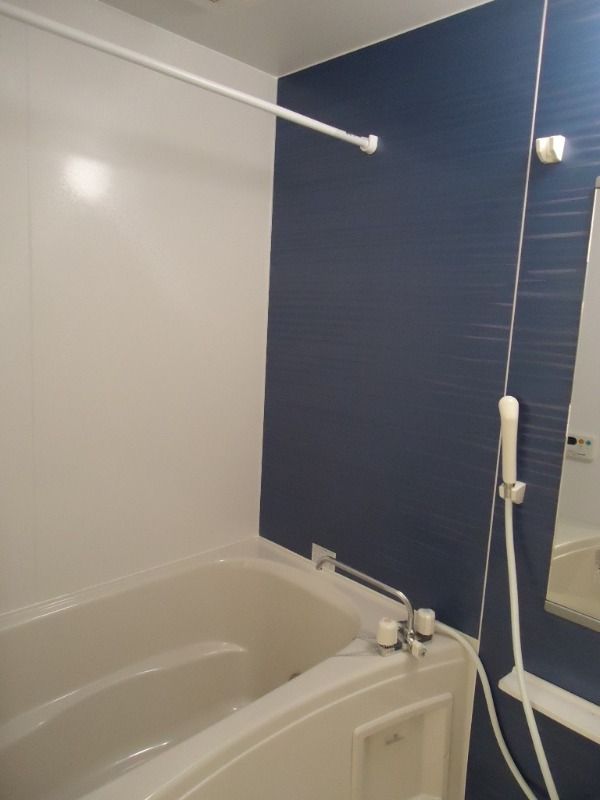 ��ʌ��������܎s�k��{�����̃A�p�[�g�̃o�X