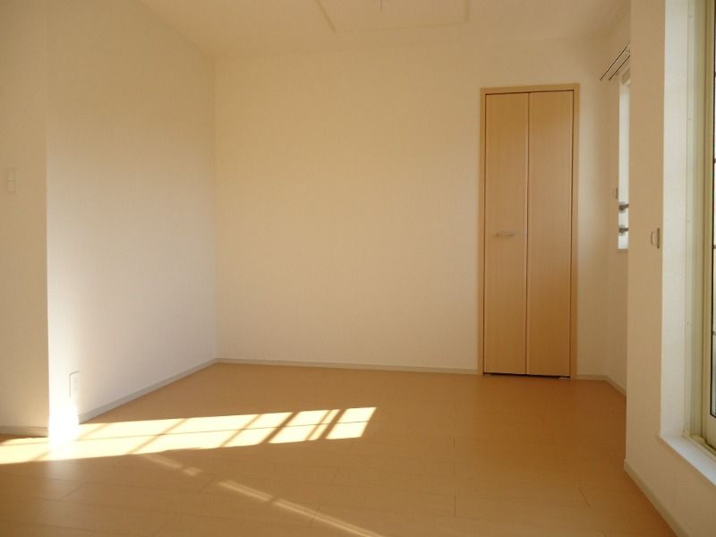 ��ʌ��������܎s�k��{�����̃A�p�[�g�̐Q��