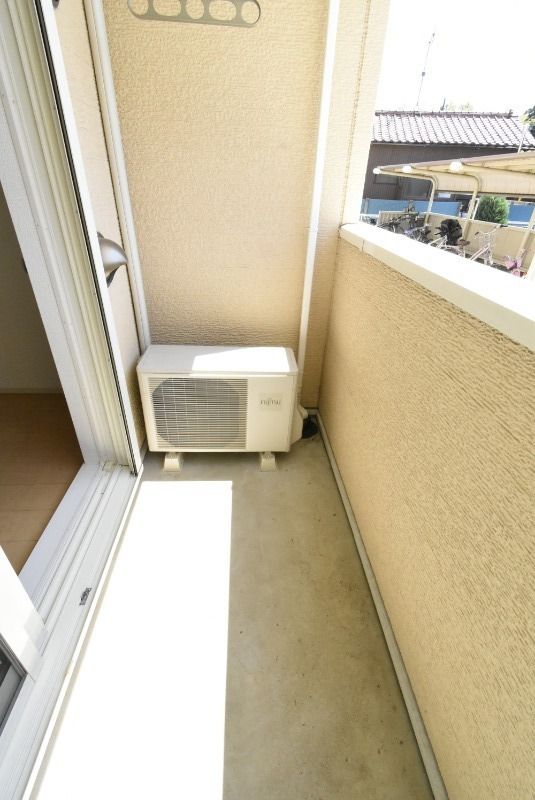 ��ʌ��������܎s�k��{�����̃A�p�[�g�̃o���R�j�[