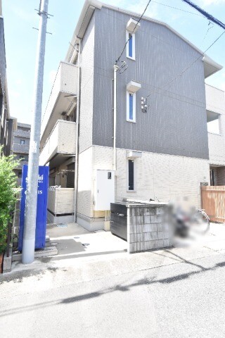 ��ʌ��������܎s��{��㏬���̃A�p�[�g�̌����O��