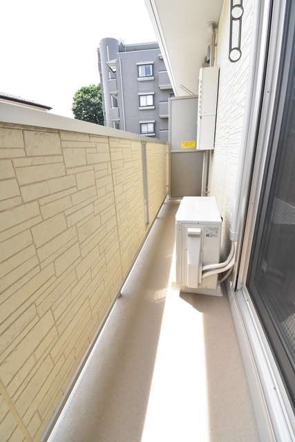 ��ʌ��������܎s��{��㏬���̃A�p�[�g�̃o���R�j�[