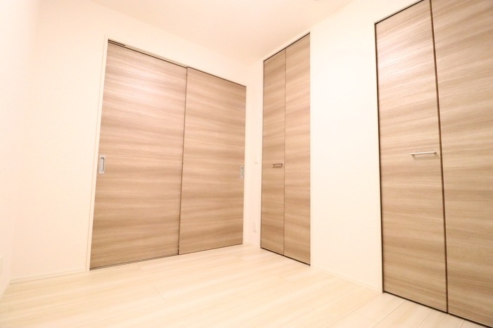 ��ʌ��������܎s����厚�w��̃A�p�[�g�̂��̑������E�X�y�[�X