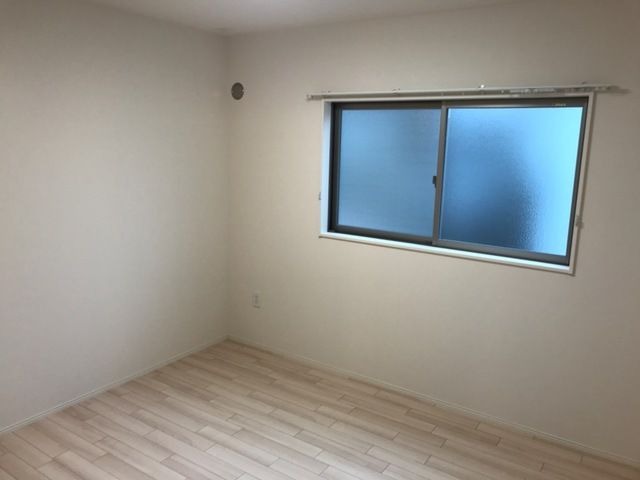 ��ʌ��������܎s�΋�厚�O���̃A�p�[�g�̂��̑������E�X�y�[�X