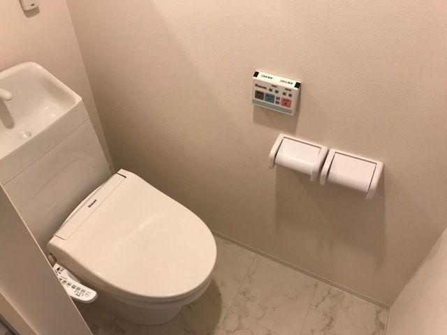 ��ʌ��������܎s�΋�厚�O���̃A�p�[�g�̃g�C��