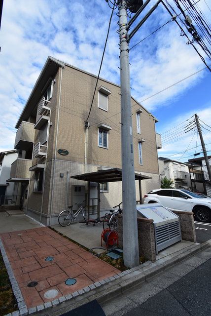 ��ʌ��������܎s�k�擌�听���P���ڂ̃A�p�[�g�̌����O��