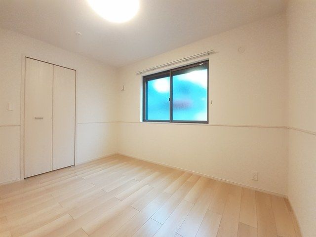 ��ʌ��z�J�s�����R���ڂ̃A�p�[�g�̂��̑������E�X�y�[�X