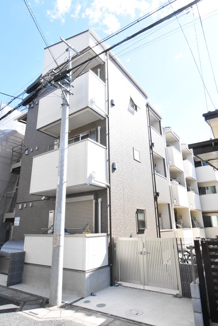 ��ʌ��������܎s�k����i���Q���ڂ̃A�p�[�g�̌����O��