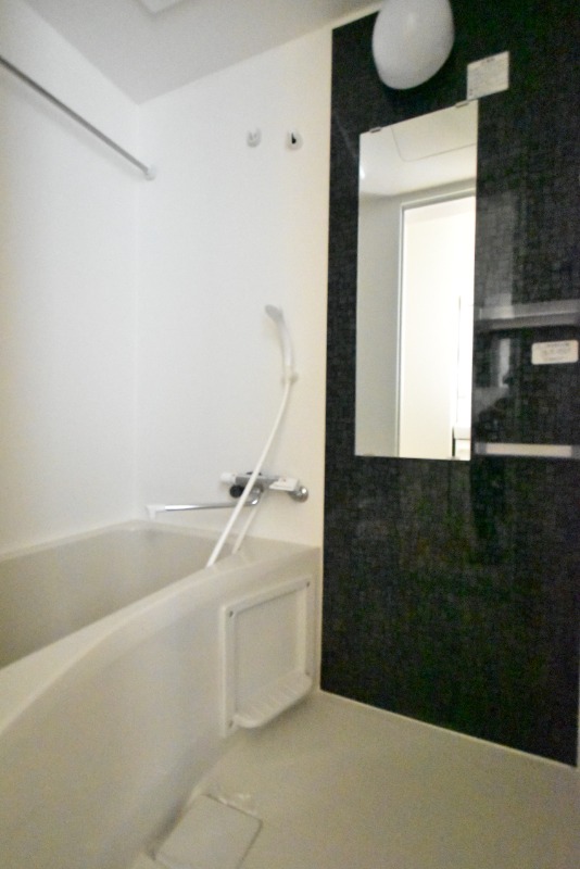 ��ʌ��������܎s�k����i���Q���ڂ̃A�p�[�g�̃o�X