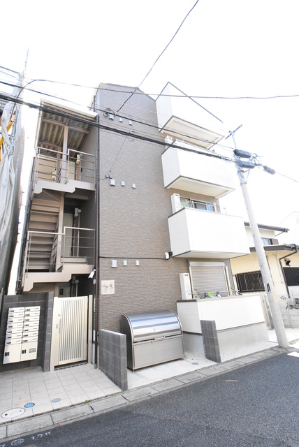 ��ʌ��������܎s�k����i���Q���ڂ̃A�p�[�g�̌����O��