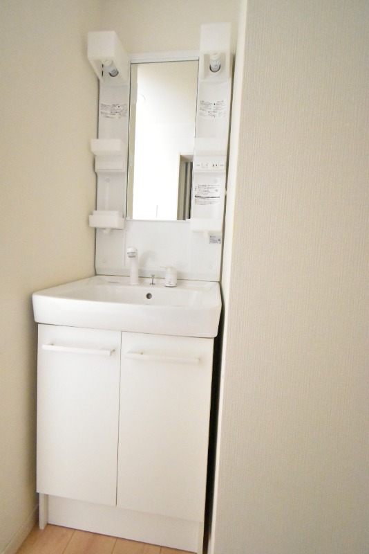 ��ʌ��������܎s�k����i���Q���ڂ̃A�p�[�g�̐��ʏ�