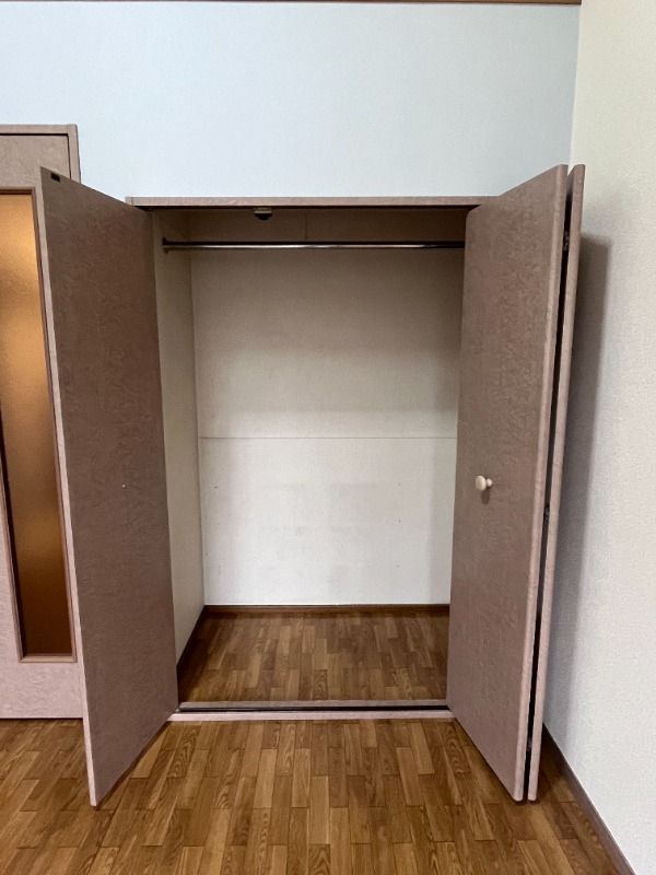 ��ʌ�����s�厚���s�̃A�p�[�g�̎��[