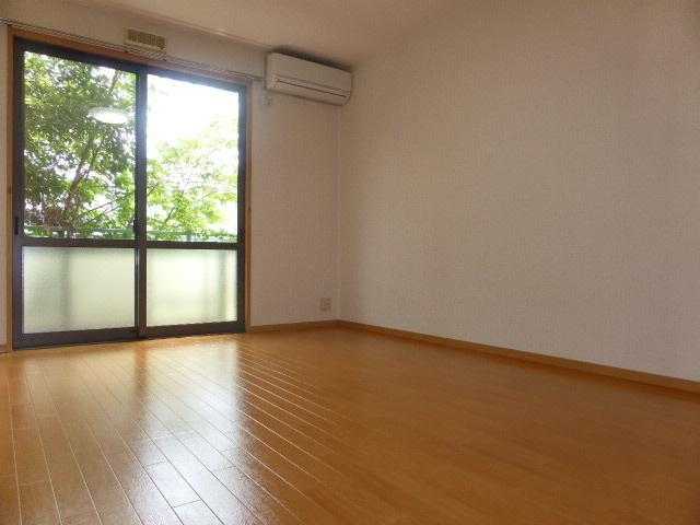 ��ʌ��������܎s����厚��v�ۗ̉Ƃ̃A�p�[�g�̋��ԁE���r���O