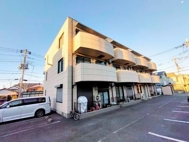 ��ʌ������s�V�P��208-4�̃}���V�����̌����O��