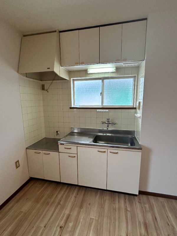 ��ʌ��������܎s�����擌��{�V���ڂ̃A�p�[�g�̃L�b�`��