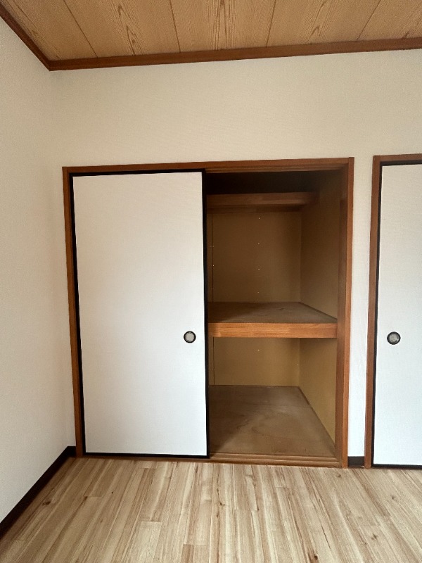 ��ʌ��������܎s�����擌��{�V���ڂ̃A�p�[�g�̎��[