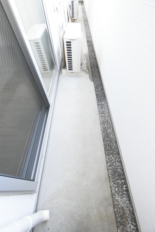 ��ʌ��������܎s��΋�{���P���ڂ̃A�p�[�g�̃o���R�j�[