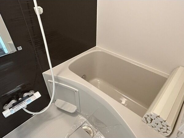 ��ʌ��������܎s�����擌��{�U���ڂ̃A�p�[�g�̃o�X