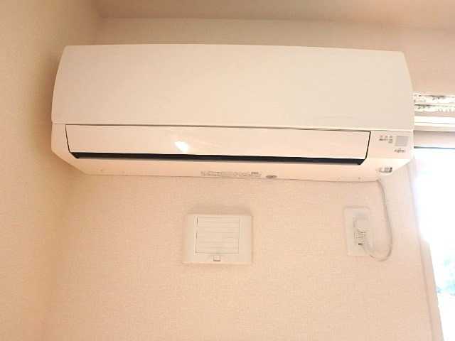 ��ʌ��������܎s���搼��{�P���ڂ̃A�p�[�g�̂��̑��ݔ�