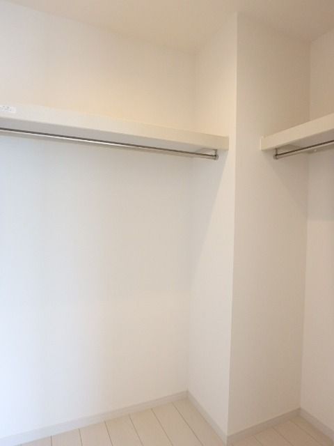 ��ʌ�����s�����P���ڂ̃}���V�����̎��[