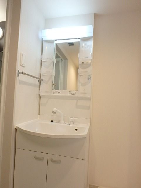 ��ʌ�����s�����P���ڂ̃}���V�����̐��ʏ�