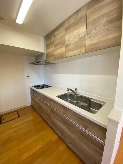 ��ʌ��������܎s�Y�a�挳���Q���ڂ̃}���V�����̃L�b�`��