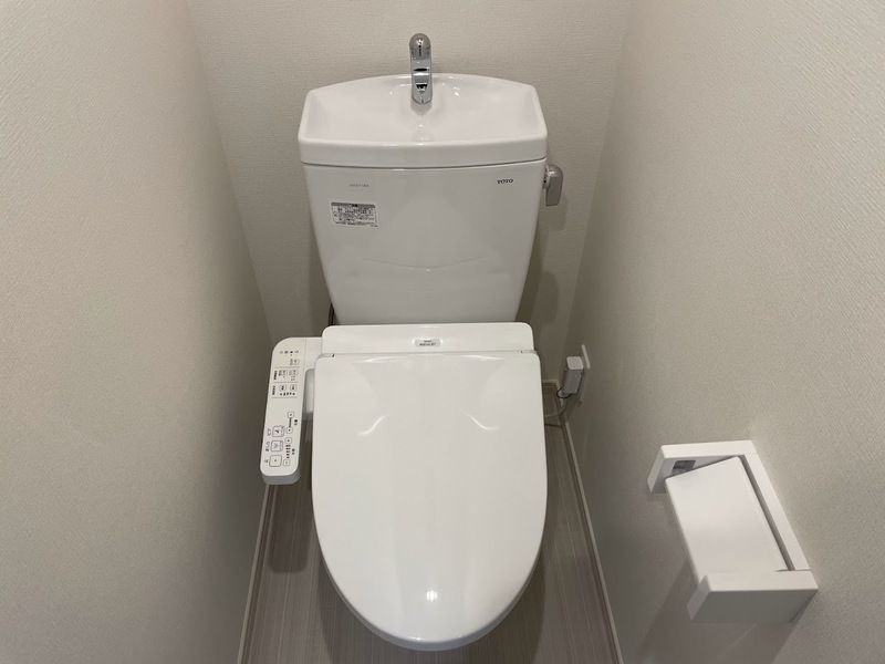 ��ʌ�����s�����Q���ڂ̃A�p�[�g�̃g�C��