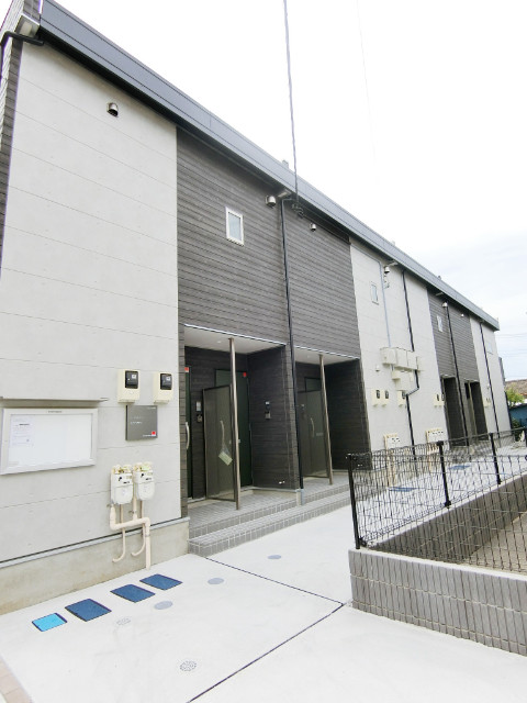 ��ʌ�����s�J�ÂP���ڂ̃A�p�[�g�̌����O��