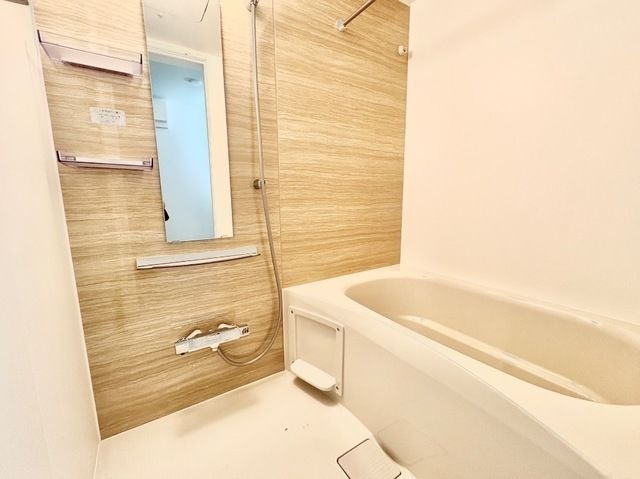 ��ʌ��������܎s����{�O���̃A�p�[�g�̃o�X