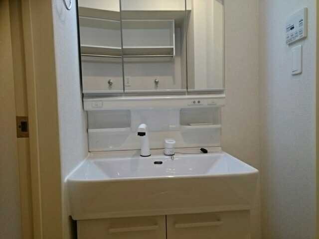 ��ʌ��������܎s��������u�P���ڂ̃A�p�[�g�̐��ʏ�